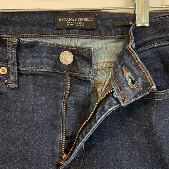 BANANA REPUBLIC Women's Straight Jeans - Picture 11 of 13